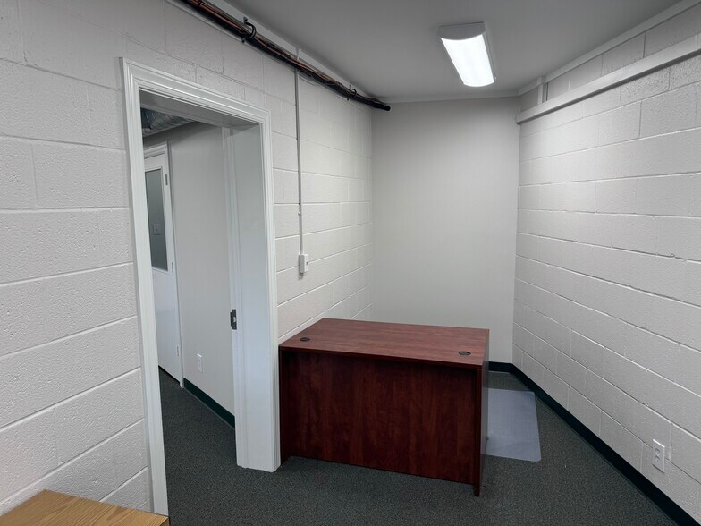 More Photos Of 61 Miller St, Winston-Salem Storefront Retail Office For Sale