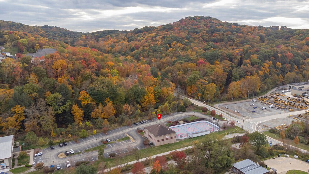 More Photos Of 4491 School Rd S, Murrysville Office For Sale