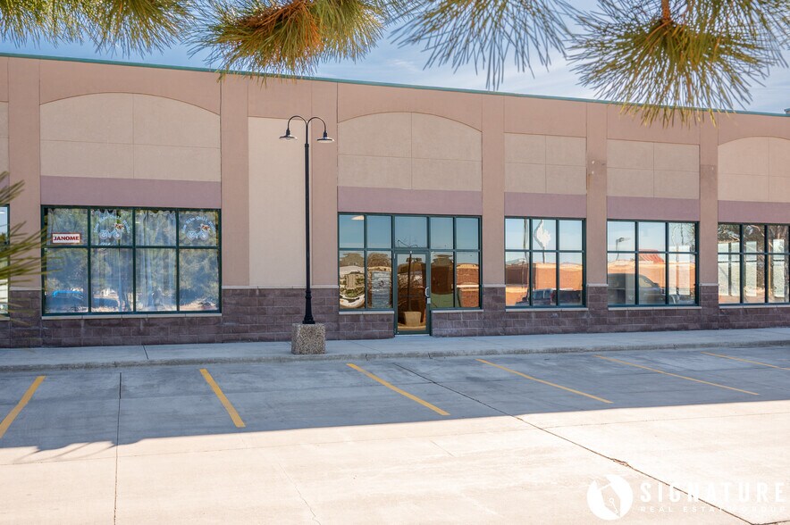 More Photos Of 1103 E Boxelder Rd, Gillette Storefront Retail Office For Sale