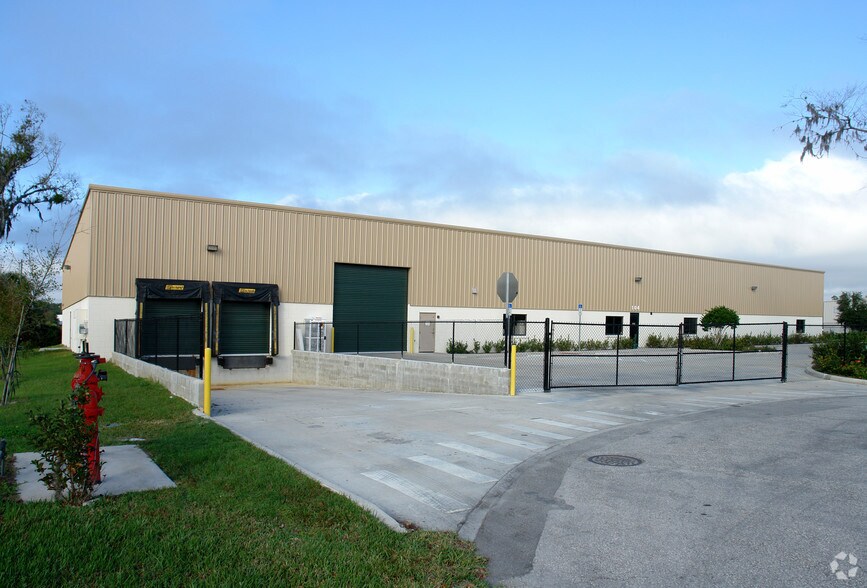Primary Photo Of 104 Challenger Ct, Sanford Warehouse For Lease