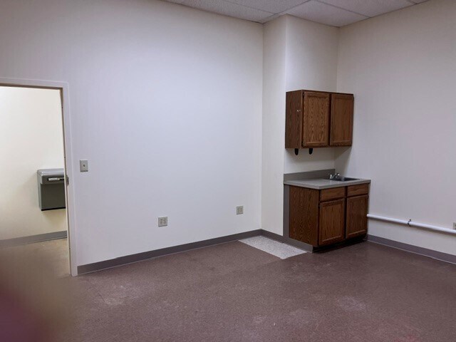 More Photos Of 1320 Main St, Willimantic General Retail For Lease