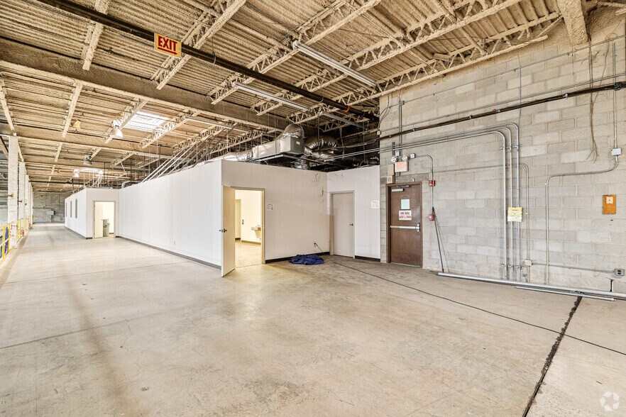 More Photos Of 14140 N Washington Hwy, Ashland Distribution For Lease