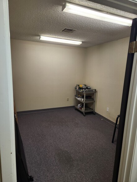 More Photos Of 6446 Concord Rd, Beaumont Medical For Lease