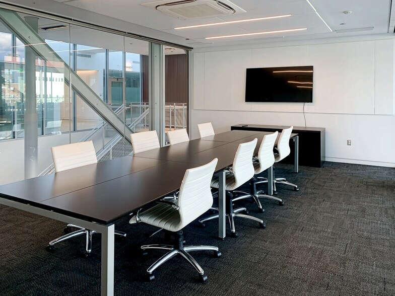 More Photos Of 12358 Parklawn Dr, North Bethesda Coworking Space