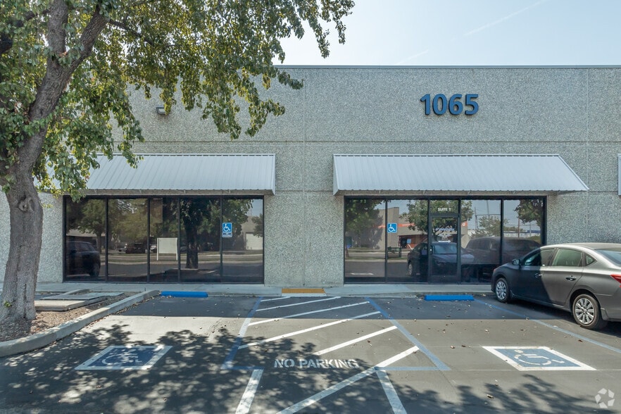 More Photos Of 1065 National Dr, Sacramento Warehouse For Lease