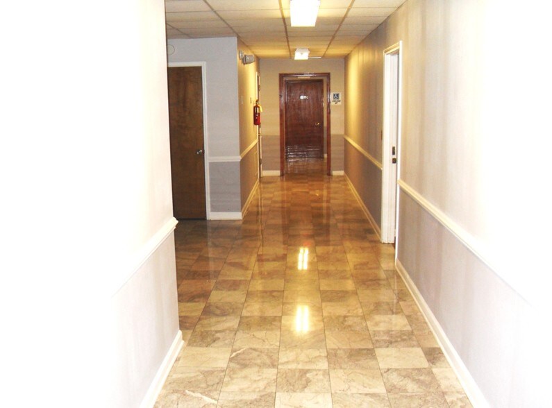 More Photos Of 2227 Idlewood Rd, Tucker Medical For Lease