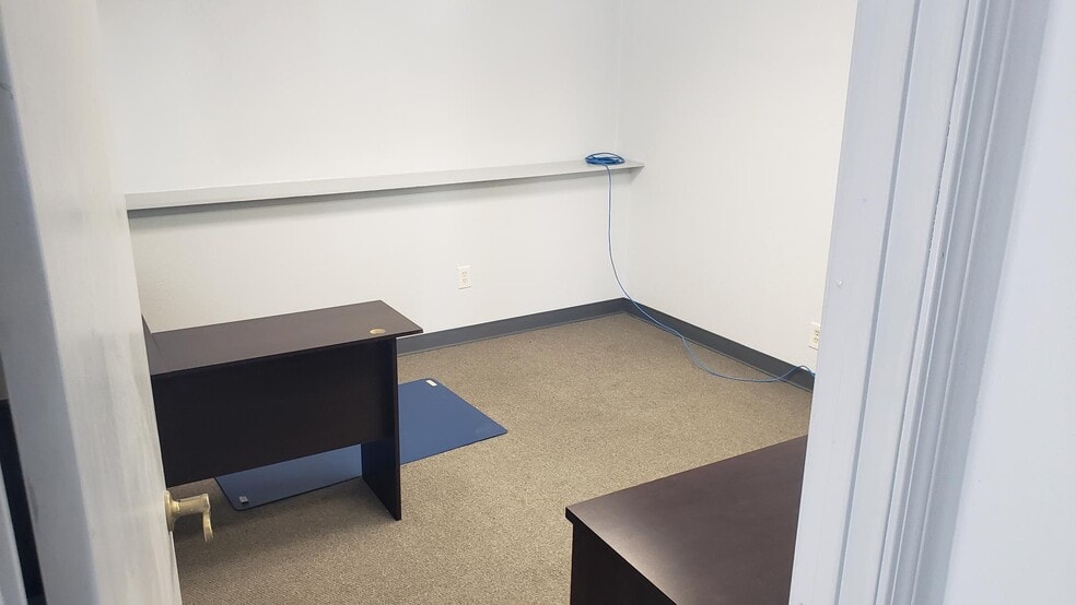 More Photos Of 4051 Jeffco Blvd, Arnold Loft Creative Space For Lease
