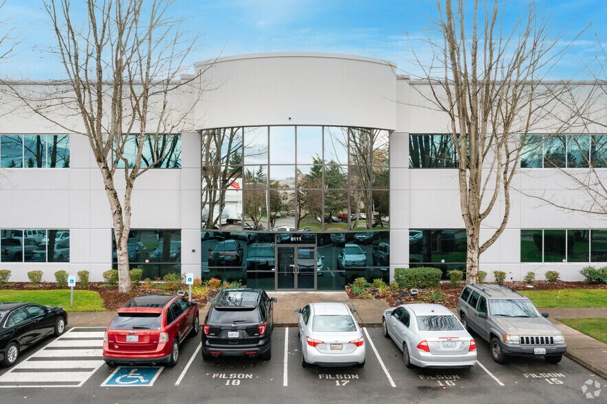 More Photos Of 6111 S 228th St, Kent Warehouse For Lease