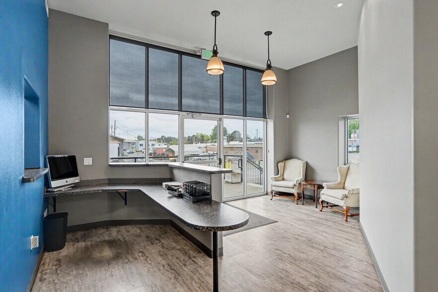 More Photos Of 2729 Pacific Blvd SW, Albany Warehouse For Lease