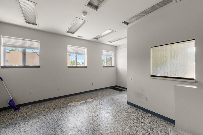 More Photos Of 22108 Harper Ave, Saint Clair Shores Office For Sale