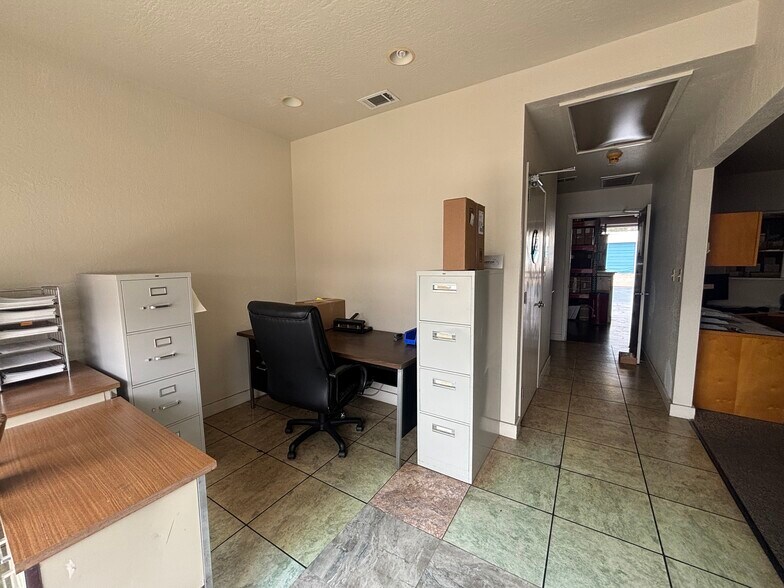 More Photos Of 200 Valley Dr, Brisbane Light Manufacturing For Sale