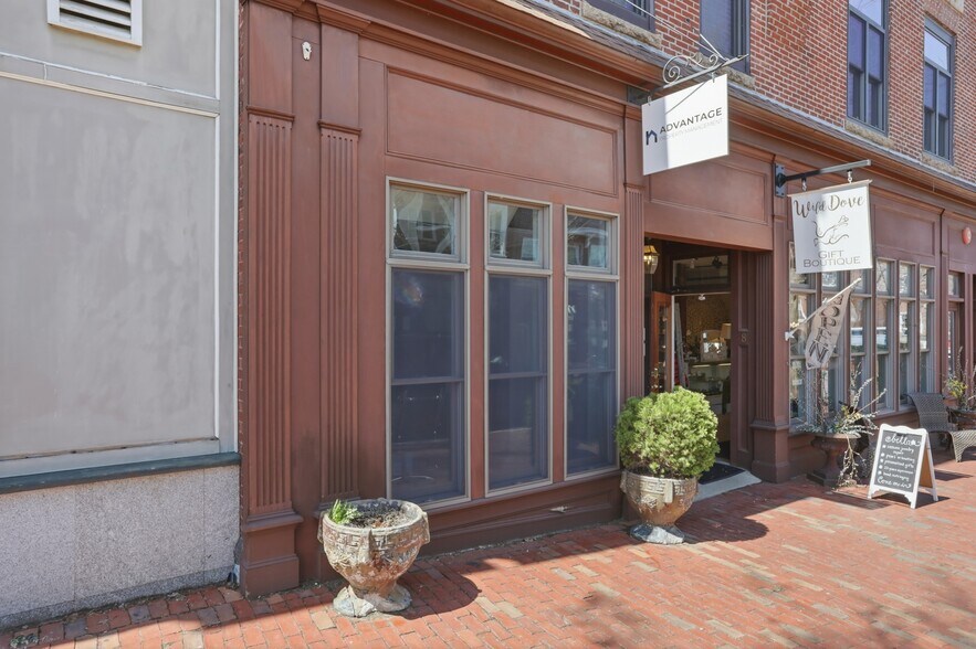 More Photos Of 49 Main St, Amesbury Office For Sale
