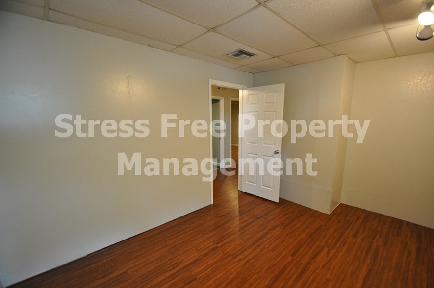 More Photos Of 2596 Nursery Rd, Clearwater Medical For Lease