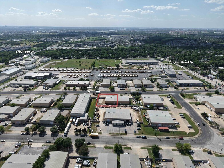 More Photos Of 13711 Immanuel Rd, Pflugerville Warehouse For Lease
