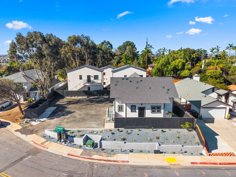 More Photos Of 832 Desty St, San Diego Apartments For Sale