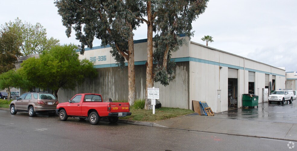 More Photos Of 316-324 Coogan Way, El Cajon Light Manufacturing For Lease