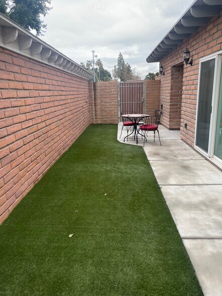 More Photos Of 207 E Monterey Way, Phoenix Office Residential For Sale