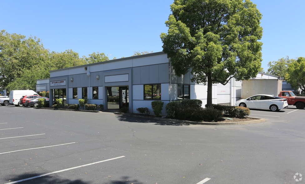 More Photos Of 30993 Huntwood Ave, Hayward Warehouse For Lease