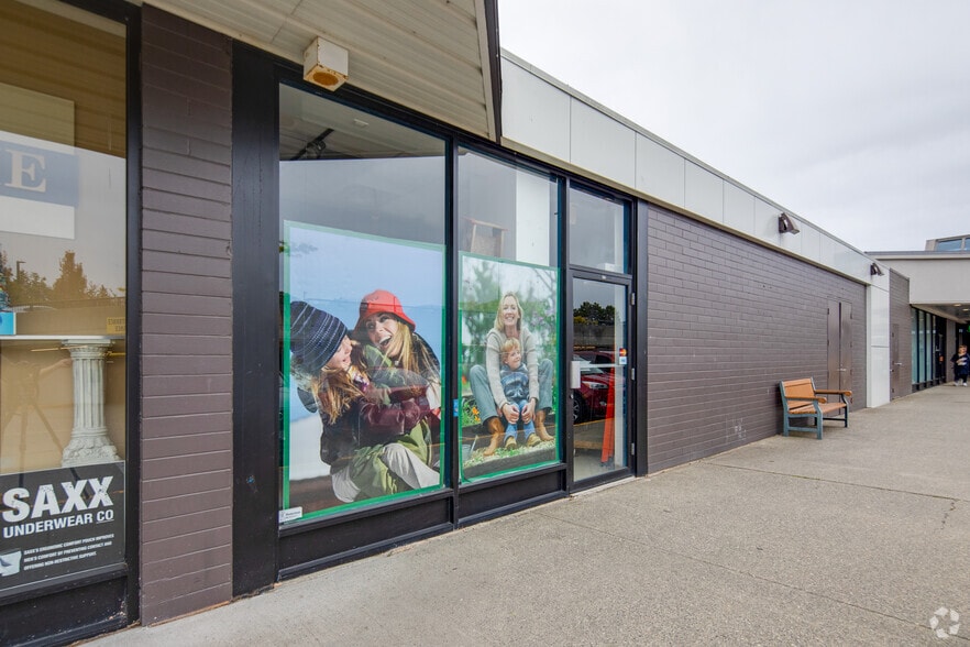 More Photos Of 1601-1715 152 St, Surrey Storefront Retail Office For Lease