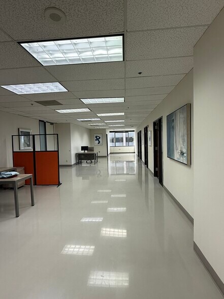 More Photos Of 4100 International Plz, Fort Worth Office For Lease