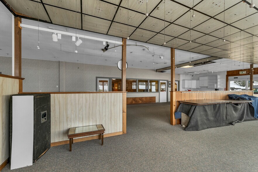 More Photos Of 935 Union Ave, Laconia Industrial For Sale