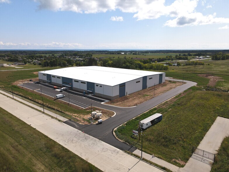 More Photos Of 3327 Horizon Dr, Sheboygan Warehouse For Sale