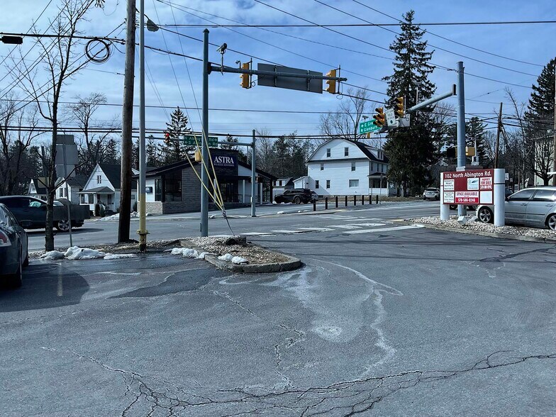 More Photos Of 102 N Abington Rd, Clarks Green Medical For Lease