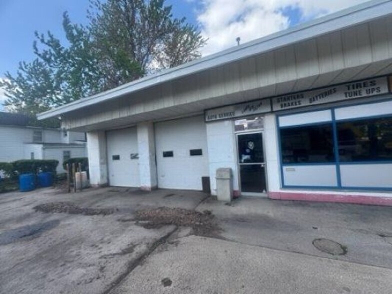 More Photos Of 130 Melmore St, Tiffin Auto Repair For Sale