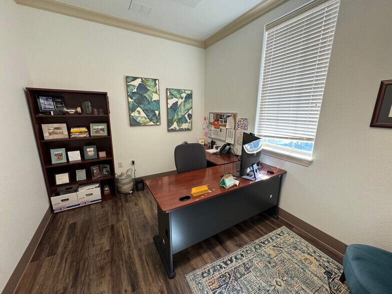 More Photos Of 2271 E Continental Blvd, Southlake Medical For Sale