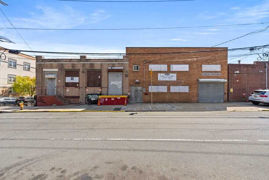 More Photos Of 160-164 Mount Pleasant Ave, Newark Warehouse For Sale
