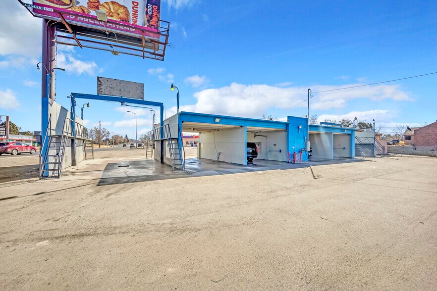More Photos Of 2938 Beacon St, Colorado Springs Carwash For Sale
