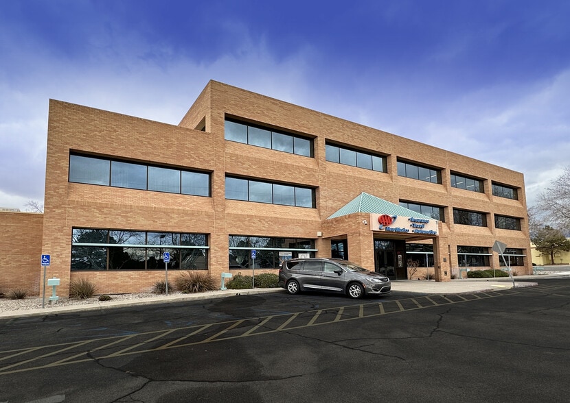 More Photos Of 10501 Montgomery Blvd NE, Albuquerque Office For Lease