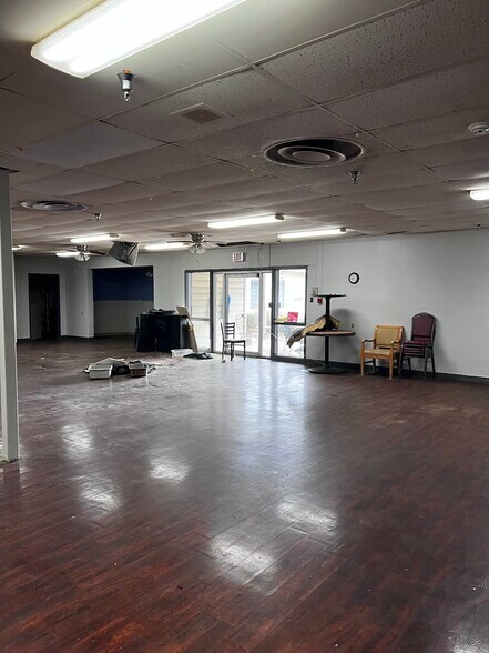More Photos Of 1901 S Laurel St, Hope Skilled Nursing Facility For Sale