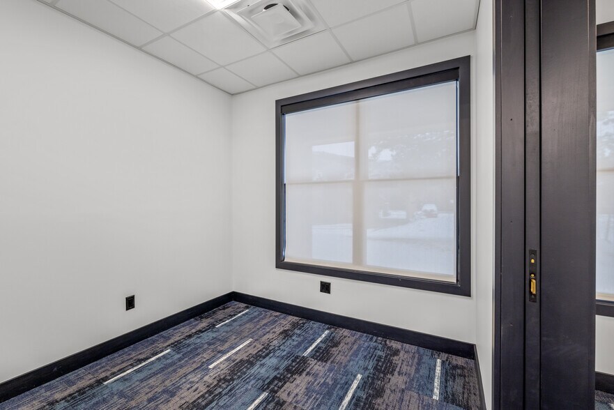 More Photos Of 625 S Lincoln Ave, Steamboat Springs Office For Lease