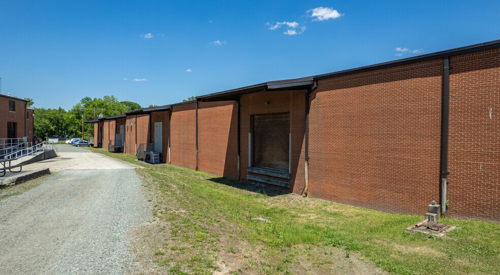 More Photos Of 1111 Neville St, Durham Warehouse For Lease
