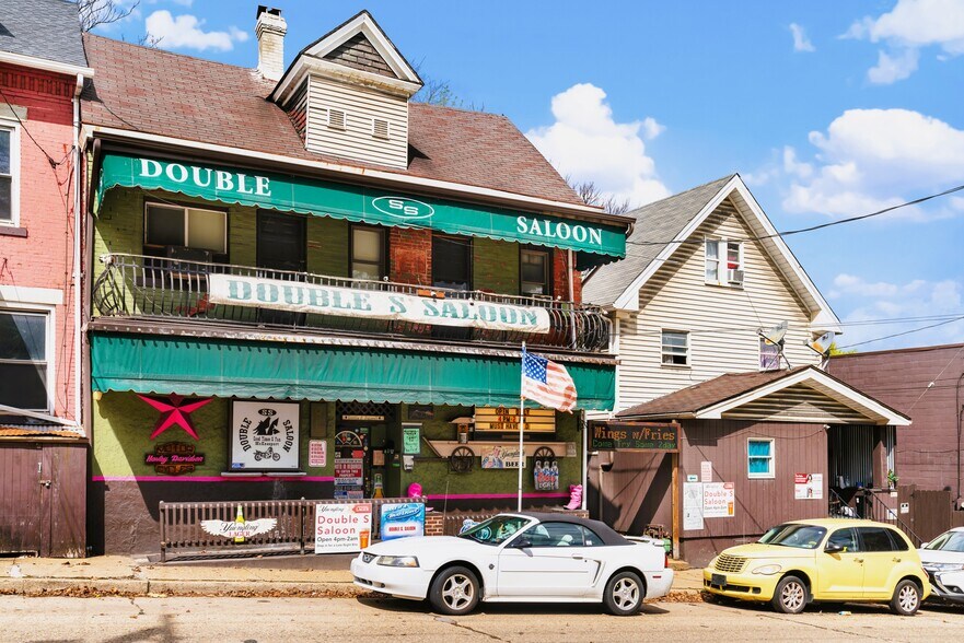 More Photos Of 610 Evans Ave, Mckeesport Bar For Sale