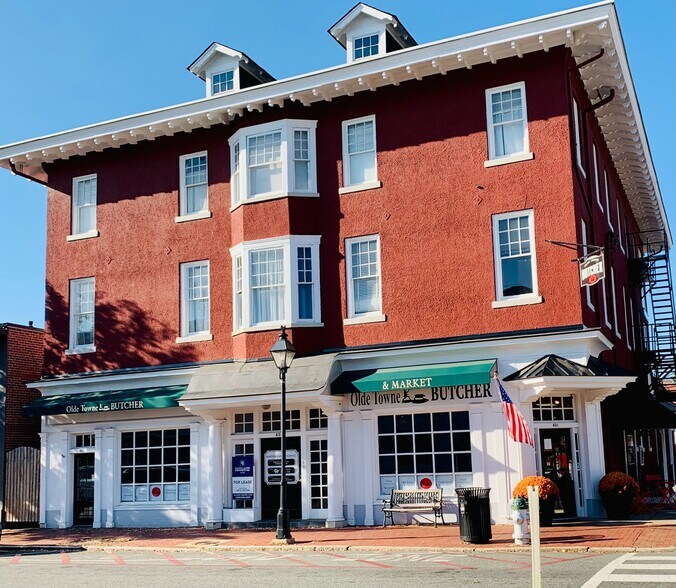 Primary Photo Of 401-403 William St, Fredericksburg Office For Lease