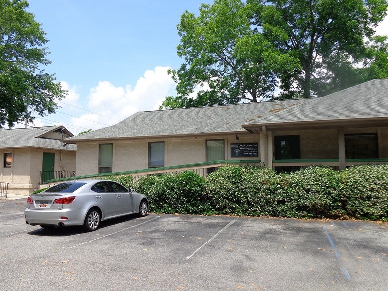 More Photos Of 354 Folly Rd, Charleston Medical For Lease