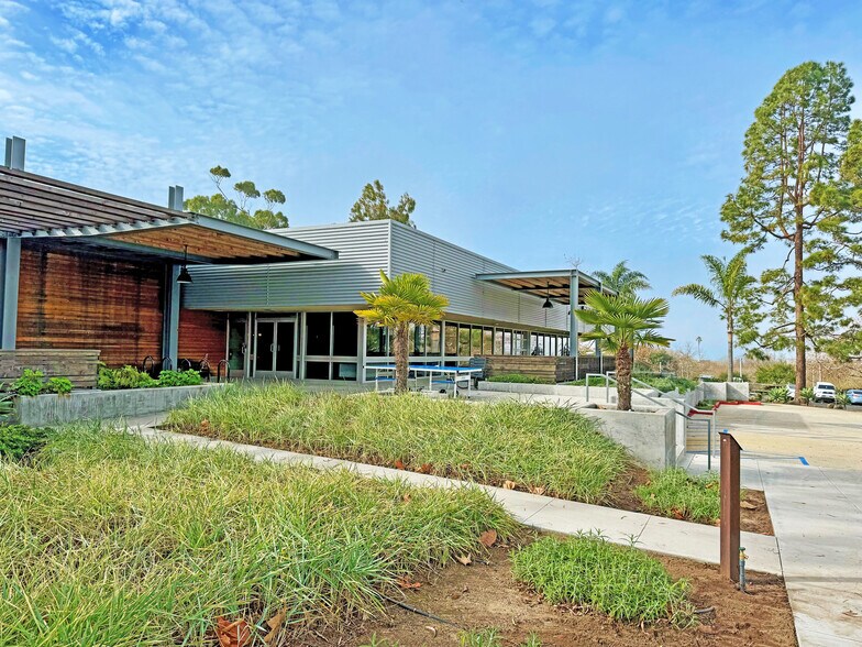 More Photos Of 6307-B Carpinteria Ave, Carpinteria Office For Lease