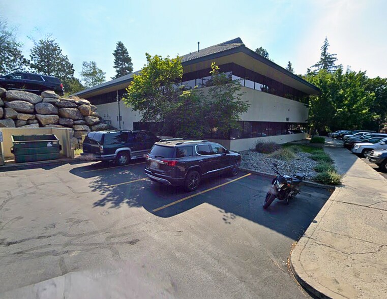 More Photos Of 1403 S Grand Blvd, Spokane Office For Lease