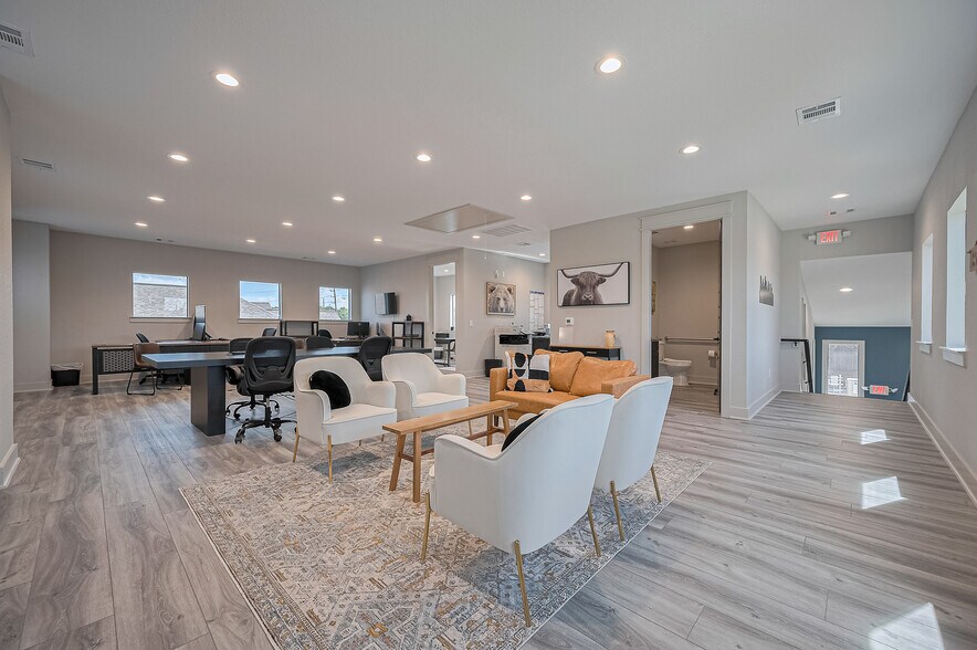 More Photos Of 640 S Peek Rd, Katy Loft Creative Space For Sale