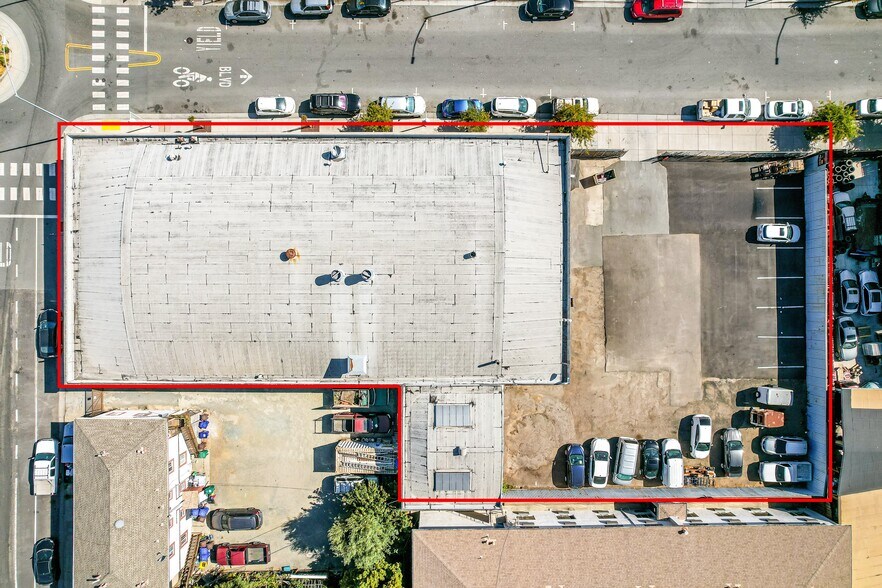 More Photos Of 2323 Nevin Ave, Richmond Auto Repair For Sale