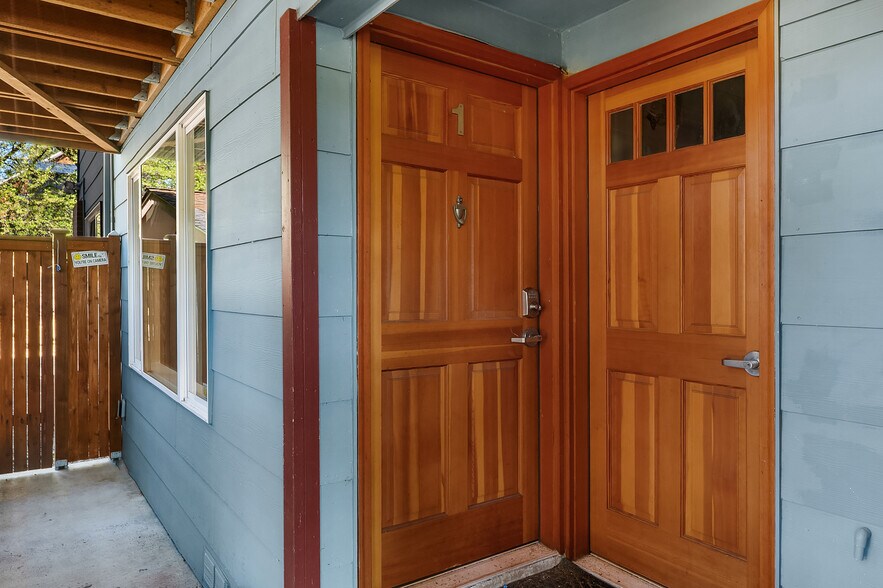 More Photos Of 1510 NE 170th St, Shoreline Apartments For Sale