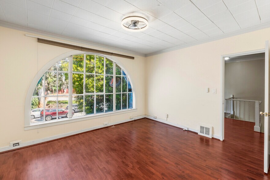 More Photos Of 915 Bryant St, San Francisco Flex For Sale
