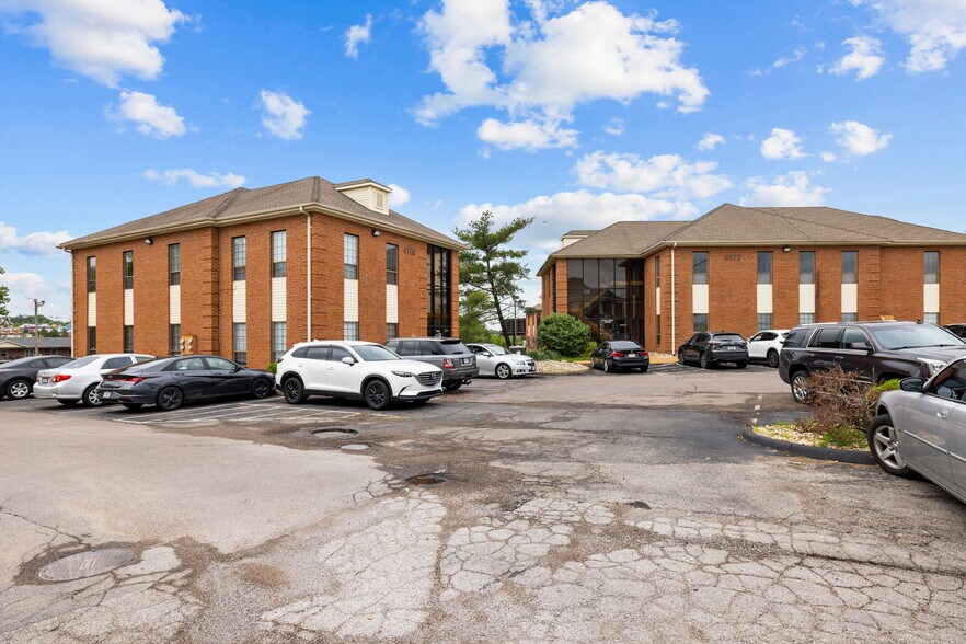 More Photos Of 4191 Crescent Dr, Saint Louis Medical For Lease