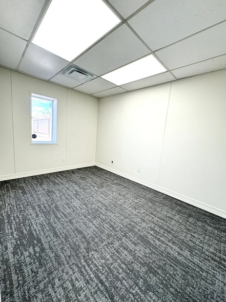 More Photos Of 3609-3611 S High Ave, Oklahoma City Warehouse For Lease