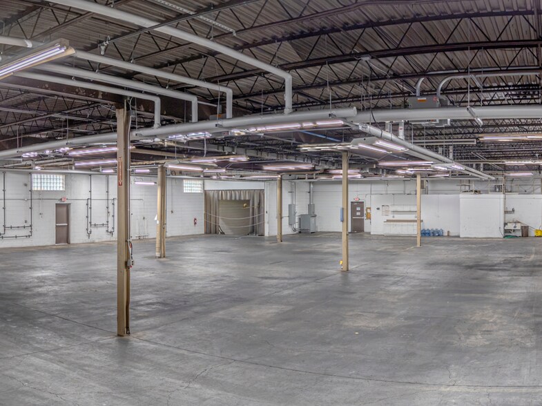 More Photos Of 9721 York Alpha Dr, North Royalton Manufacturing For Sale