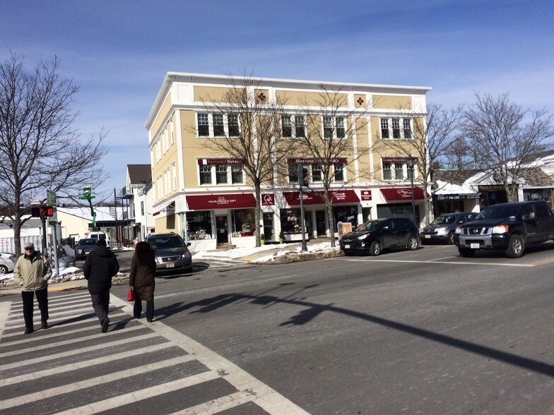 More Photos Of 263 Washington St, Wellesley Office For Lease