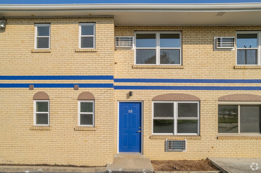 More Photos Of 7743 Reading Rd, Cincinnati Apartments For Sale