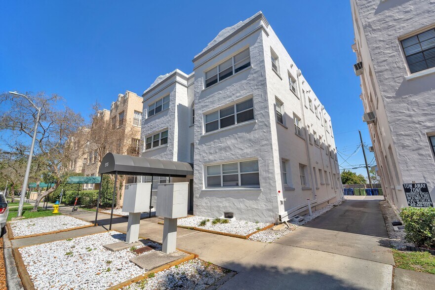 More Photos Of 515 Columbia Dr, Tampa Apartments For Sale